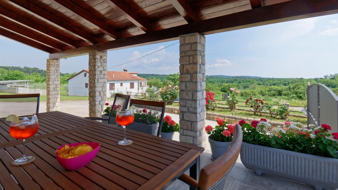 Apartment Larissa By Rent Istria Visnjan Luaran gambar