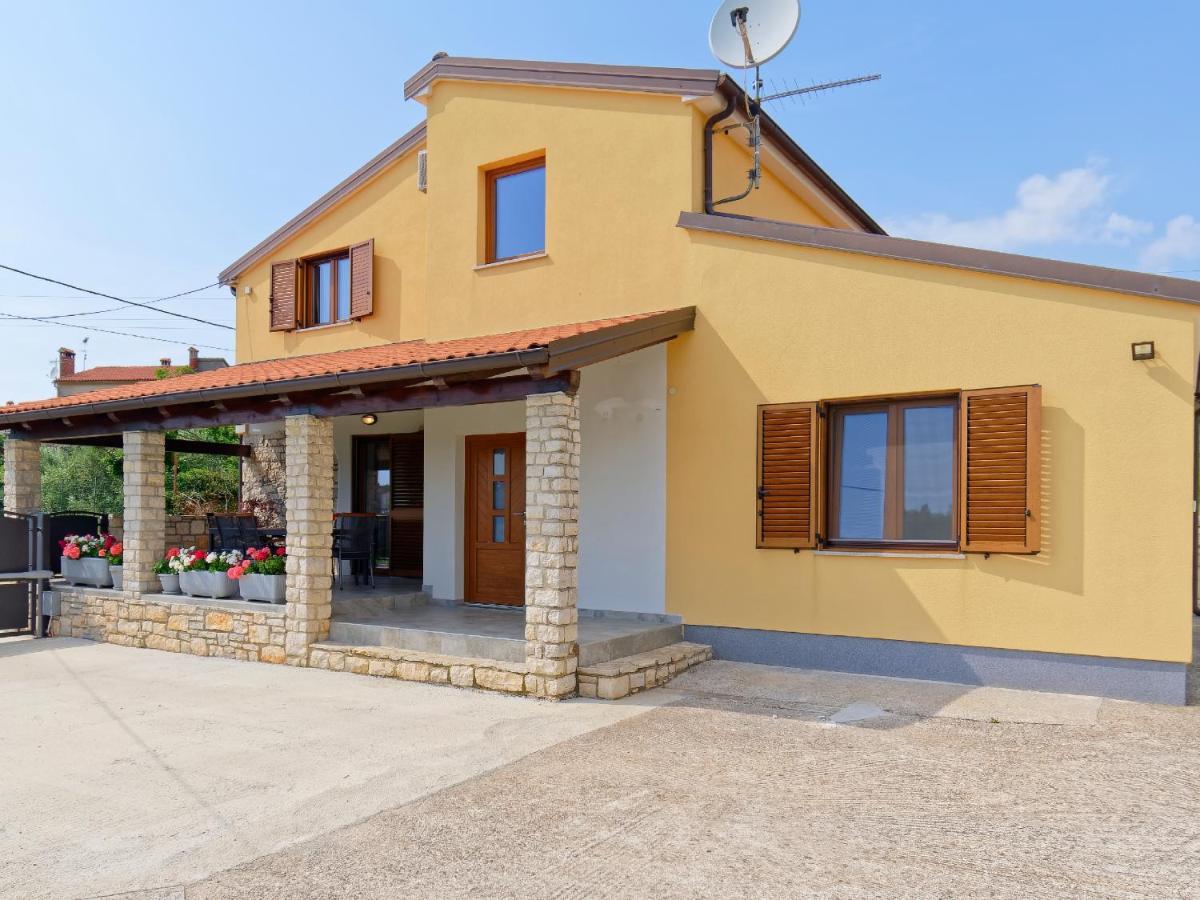 Apartment Larissa By Rent Istria Visnjan Luaran gambar