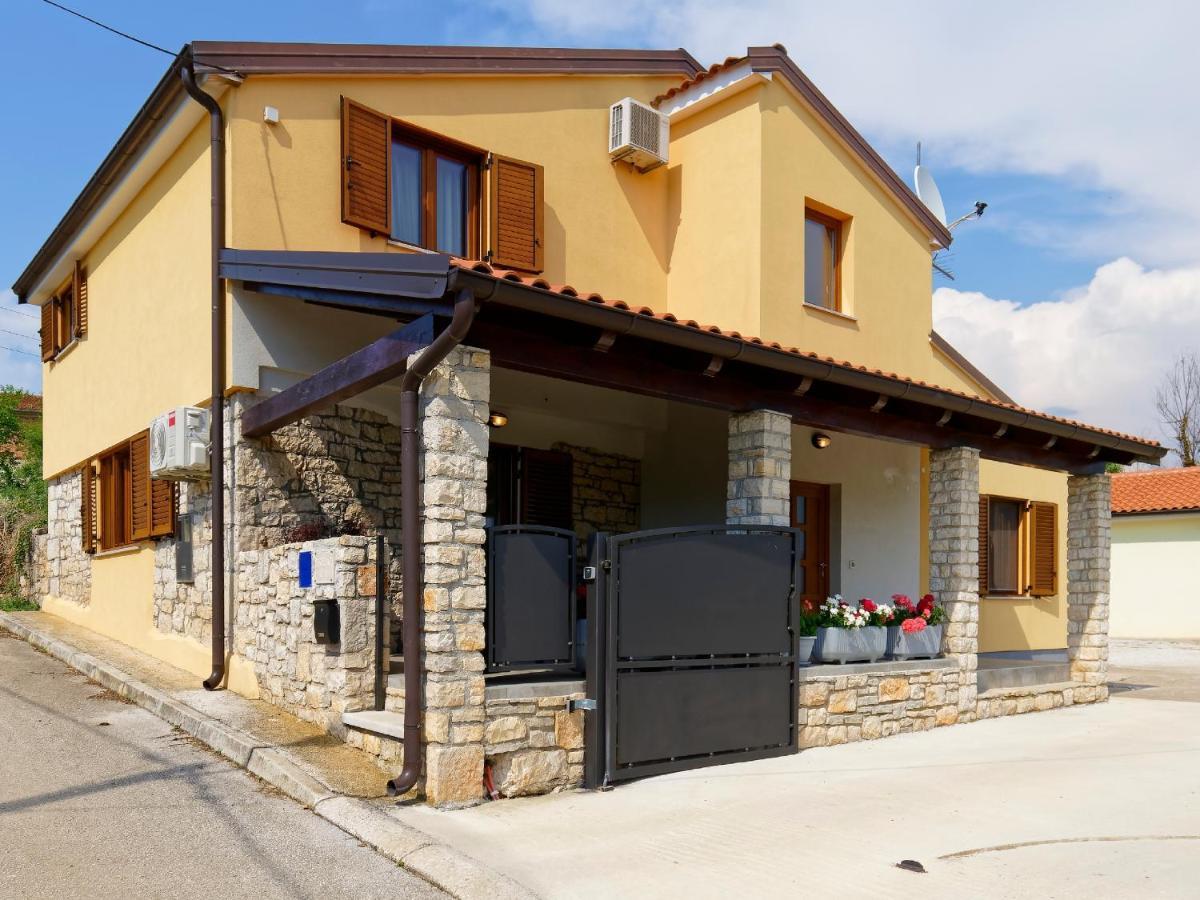Apartment Larissa By Rent Istria Visnjan Luaran gambar